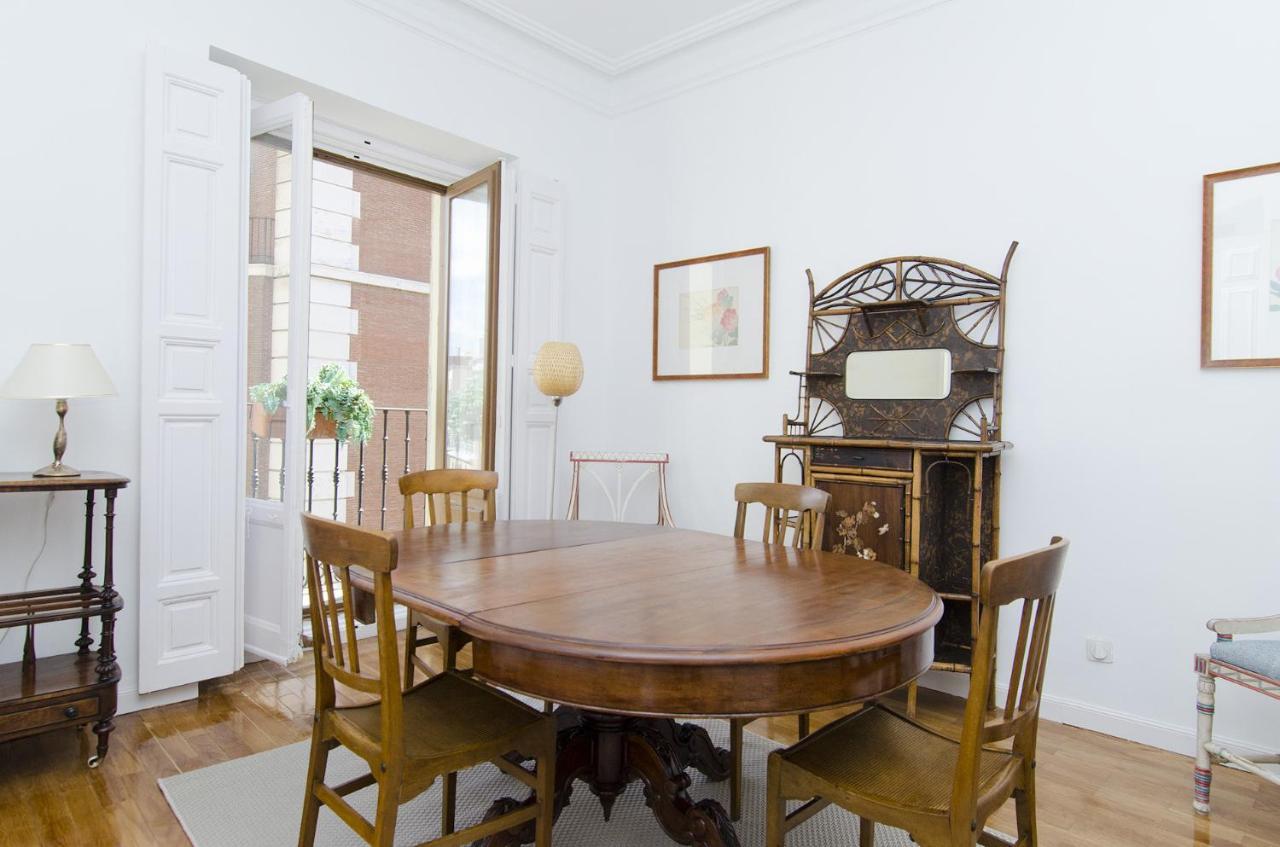 Apartamento Paseo Del Prado II En 마드리드 외부 사진